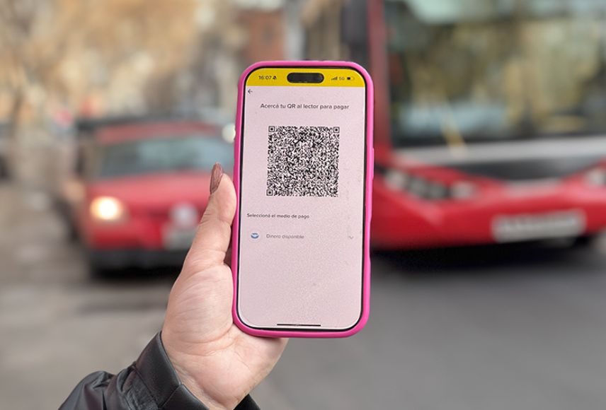 Ya podés pagar el colectivo con QR desde Mercado Pago.