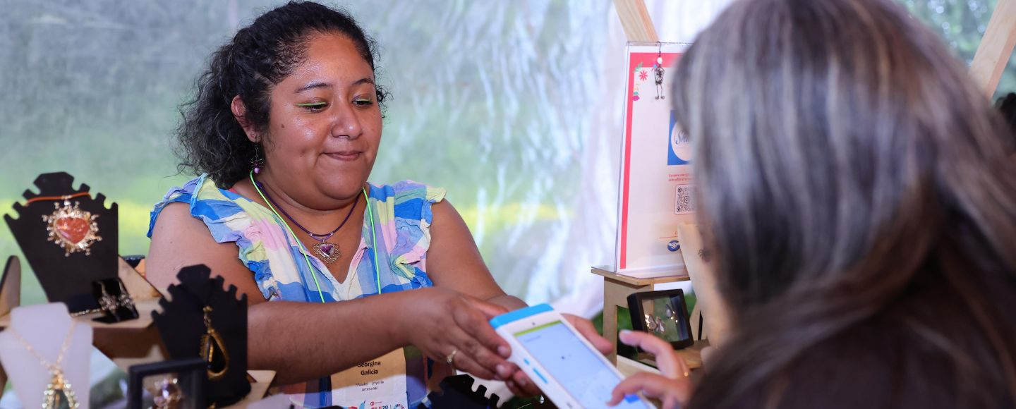 Mercado Pago y Pro Mujer impulsan la digitalización financiera de mujeres emprendedoras 