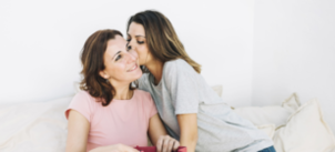 Día de la Madre: Belleza, tech y abrigo lideran regalos Uruguay